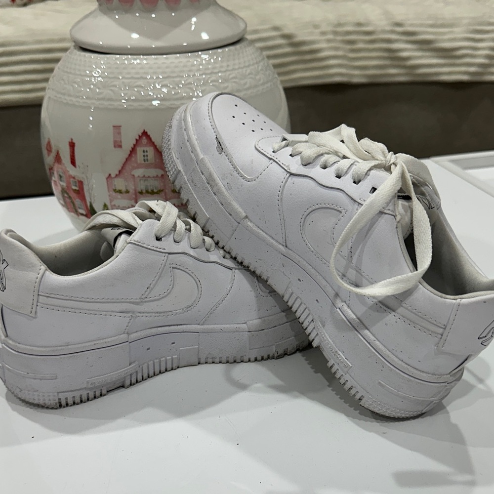 Nike White Women's Sneakers